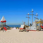 Awesome Apartment In Oostende With House Sea View