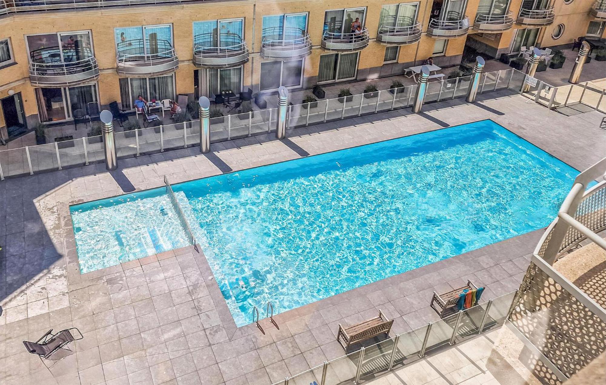 Appartement Awesome In With House Sea View